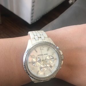 Michael Kors - Ladies White watch.
